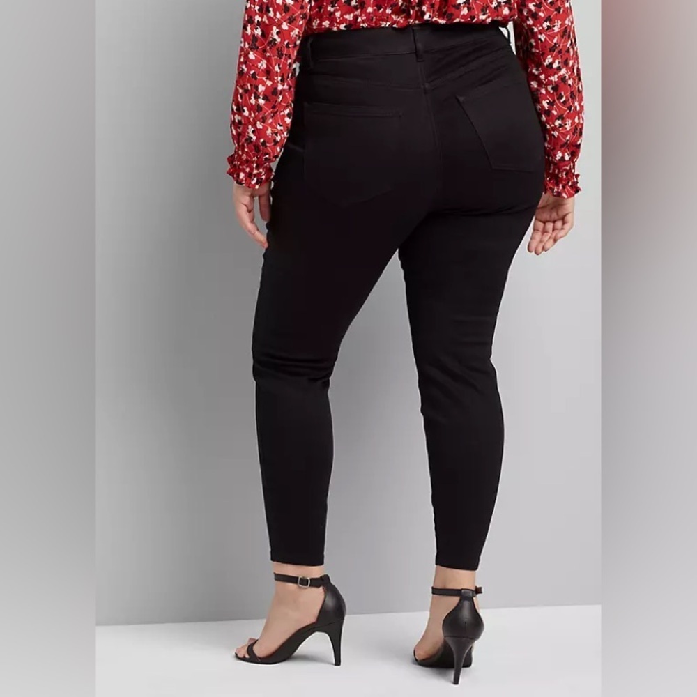 NEW Lane Bryant Plus Size Petite 22 Black Skinny Jeans High-Rise flex Waist